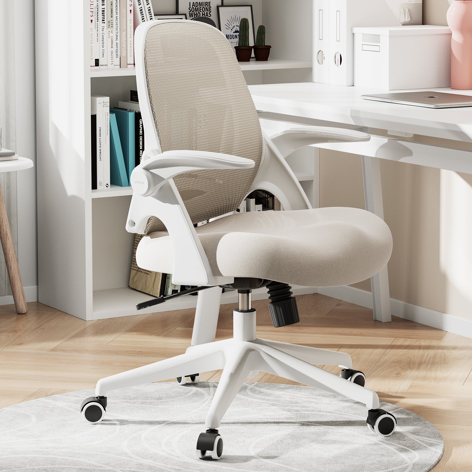 HBADA Penguin-inspired Office Chair -J1 gray  in use